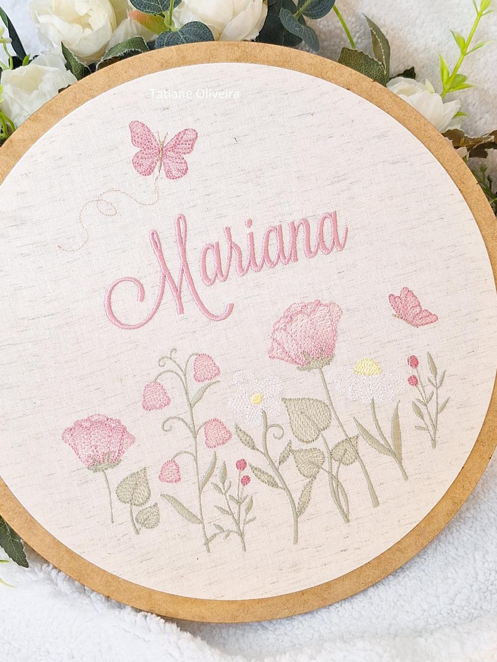 Enfeite Maternidade Bastidor - Floral delicado borboleta