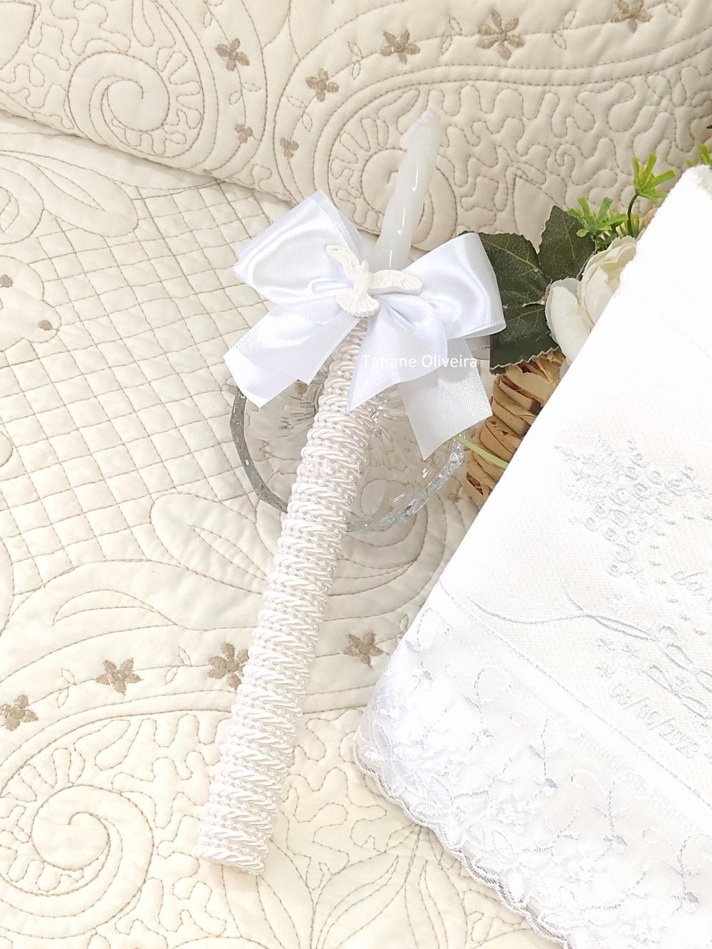 Toalha De Batizado Bordada E Vela Decorada Batizado