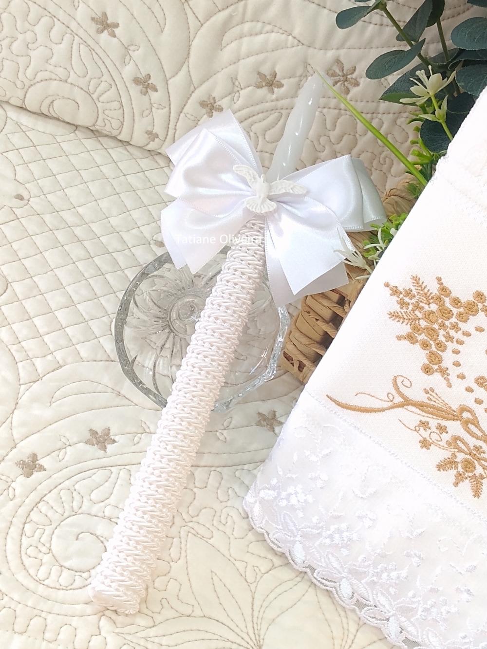 Toalha De Batizado Bordada E Vela Decorada Batizado