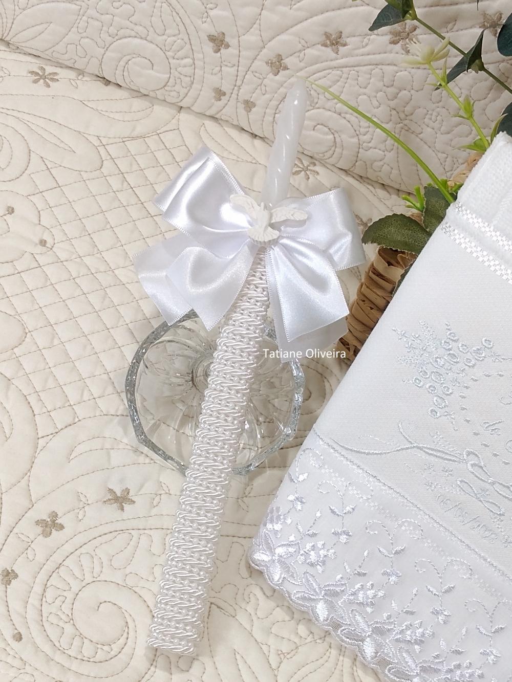 Toalha De Batizado Bordada E Vela Decorada Batizado