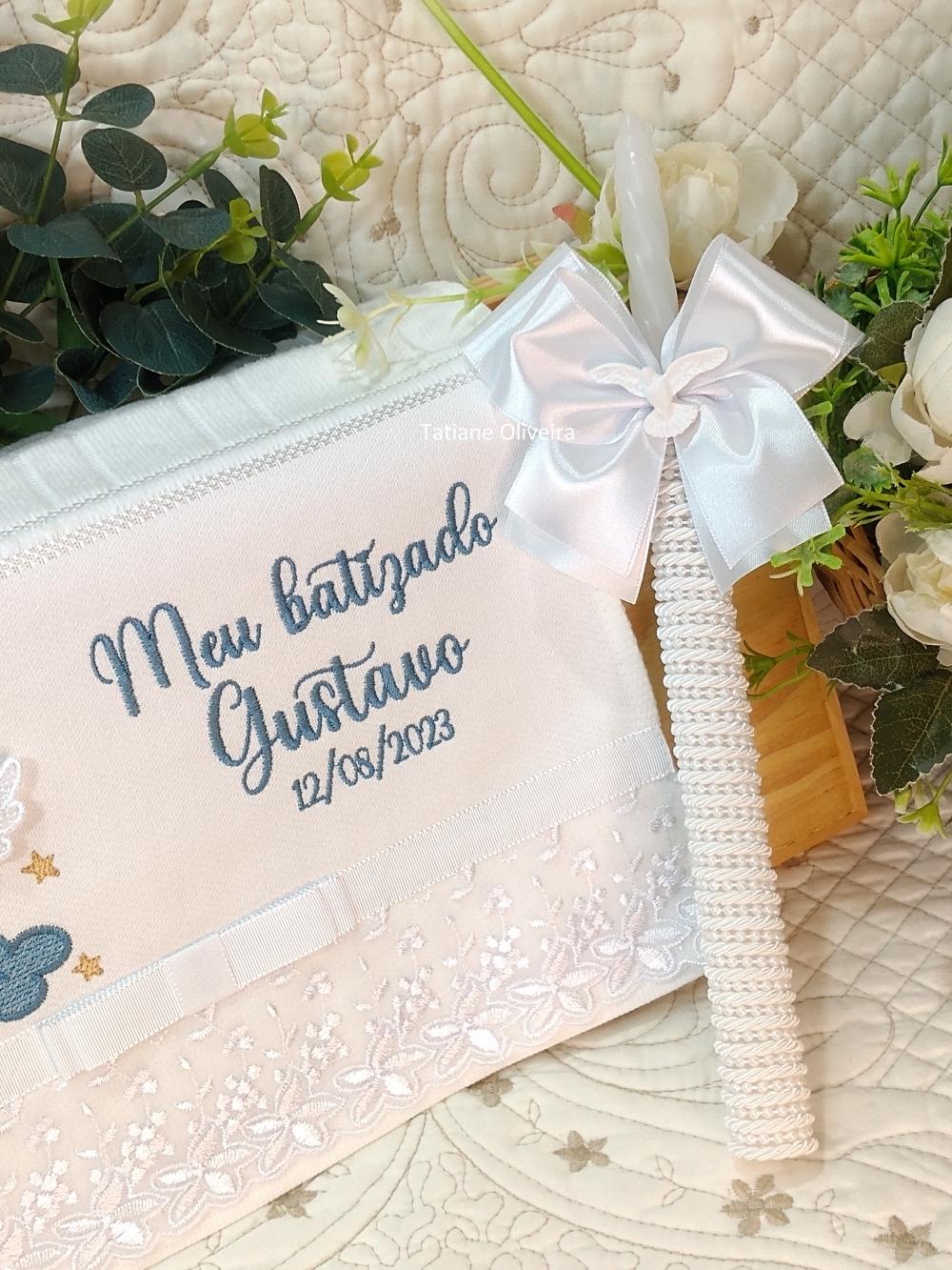 Toalha De Batizado Bordada E Vela Decorada Batizado