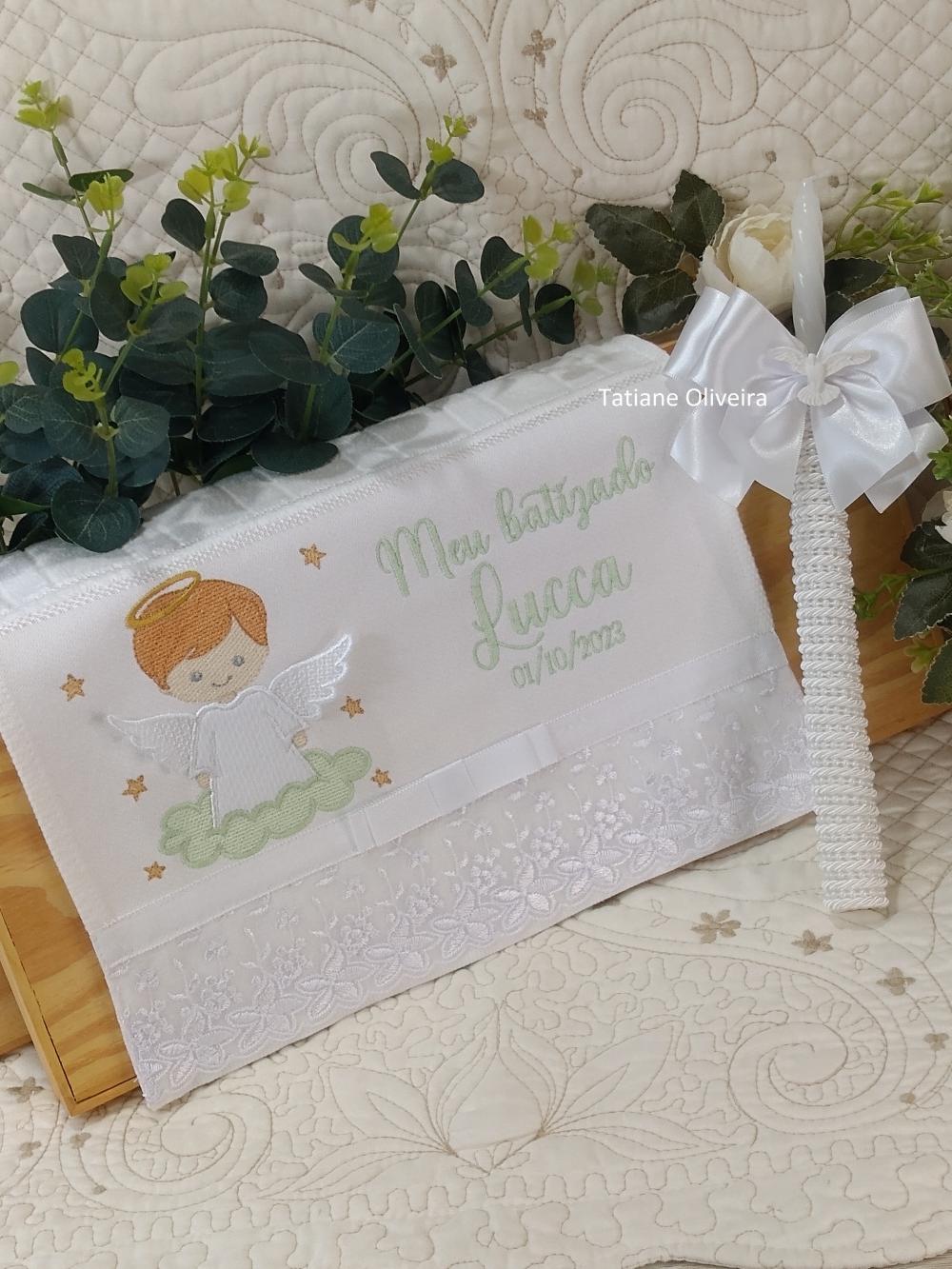 Toalha De Batizado Bordada E Vela Decorada Batizado