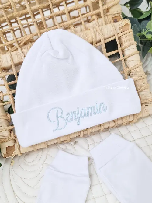 Touca de bebê recém nascido bordada - Touca de bebê personalizada