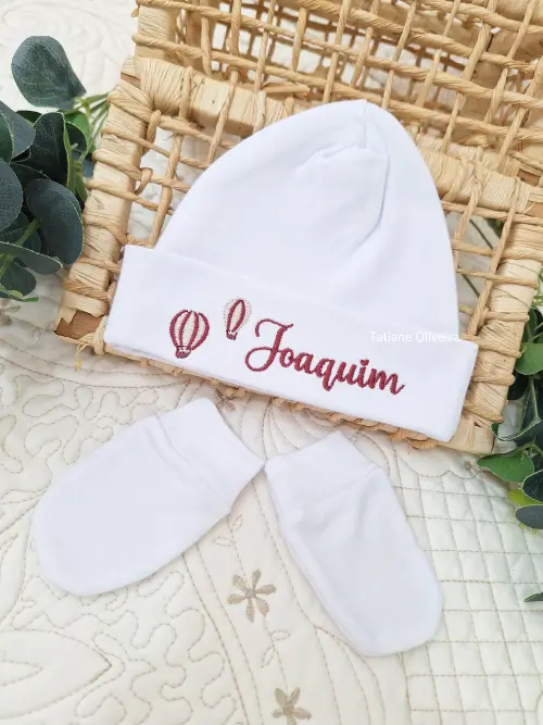 Touca de bebê recém nascido bordada - Touca de bebê personalizada