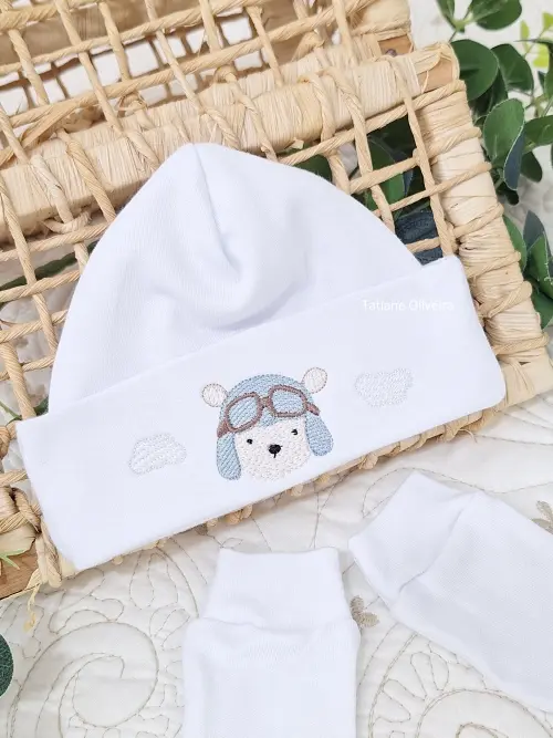 Touca de bebê recém nascido bordada - Touca de bebê personalizada