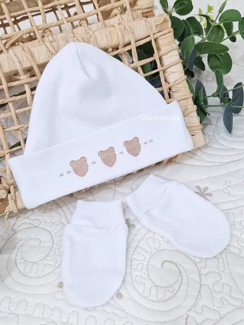 Touca de bebê recém nascido bordada - Touca de bebê personaliz