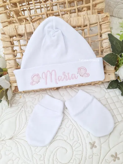 Touca de bebê recém nascido bordada - Touca de bebê personalizada