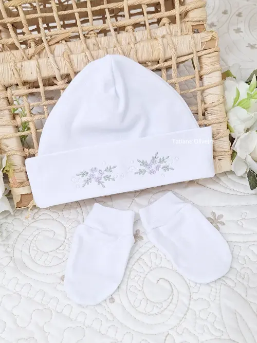Touca de bebê recém nascido bordada - Touca de bebê personalizada