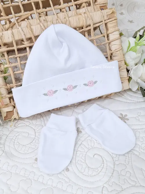 Touca de bebê recém nascido bordada - Touca de bebê personalizada