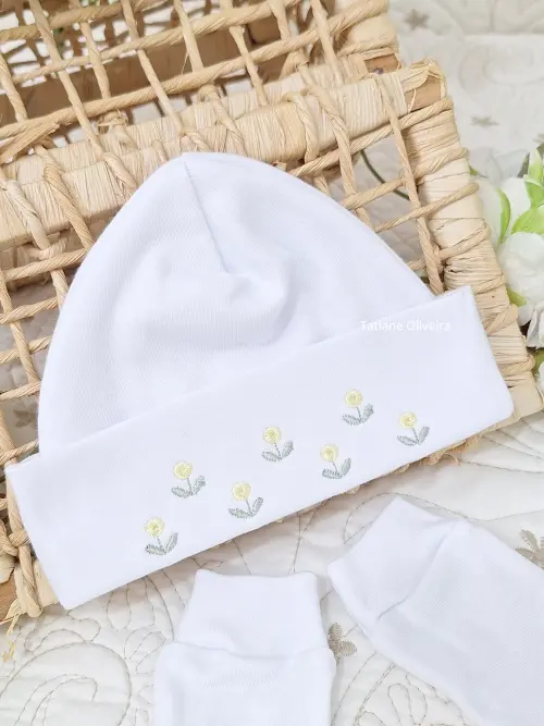 Touca de bebê recém nascido bordada - Touca de bebê personaliz