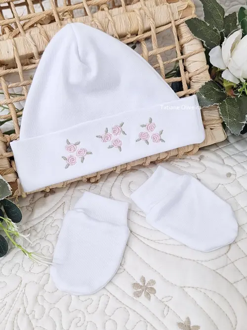 Touca de bebê recém nascido bordada - Touca de bebê personalizada