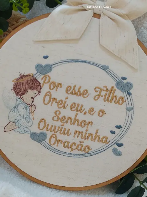 Enfeite maternidade bastidor bordado - Versículo