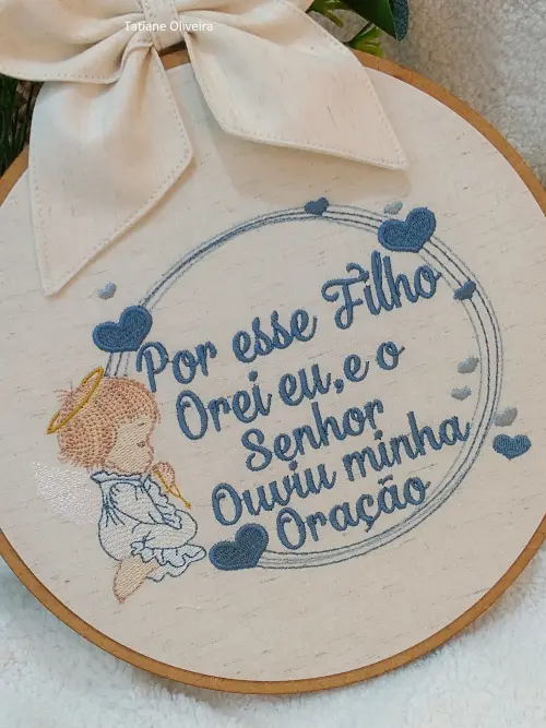 Enfeite maternidade bastidor bordado - Versículo