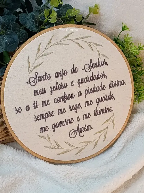 Enfeite Bastidor Bordado - Oração do Santo Anjo