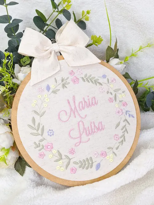 Enfeite Maternidade Bastidor - Flores