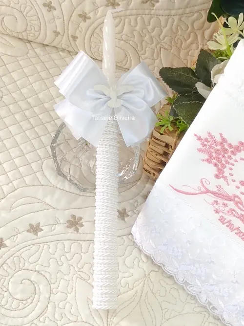 Toalha De Batizado Bordada E Vela Decorada Batizado