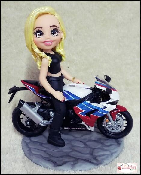 Bonequinha Personalizada 17cm-com Miniatura Moto 17cm
