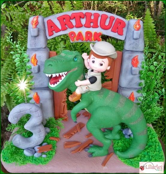Maquete Portal Parque dos Dinossauros 30 cm x 27 cm x 20 cm