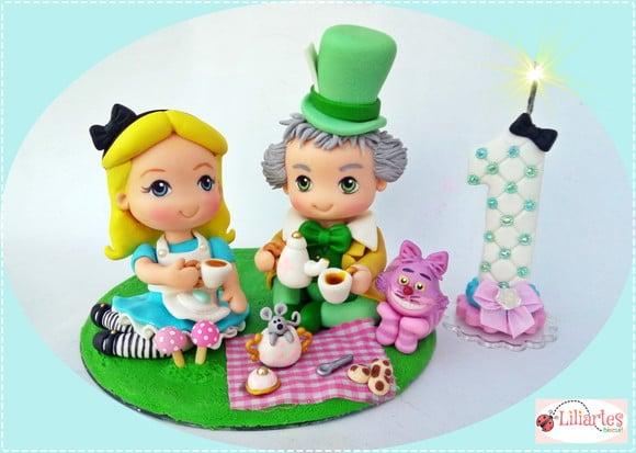 Topo de bolo Alice no País das Maravilhas