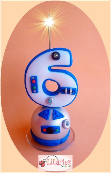 Vela Estilizada Robô 12cm-cópia Proibida