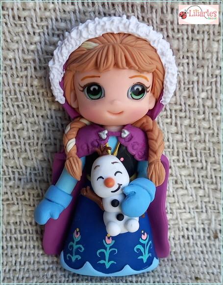 Boneca Princesa Anna estilizada 12cm