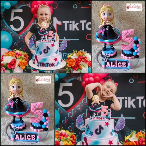 Bonequinha da Aniversariante Personalizada 15 Cm- Tik Tok