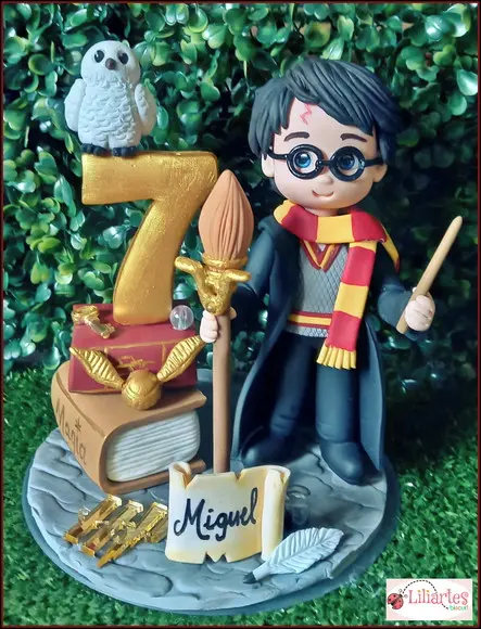 Harry Potter c/ Coruja- Estilizado e Personalizado - 16cm