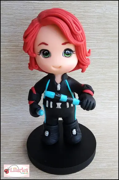 Viúva Negra- Boneca colecionável 15cm