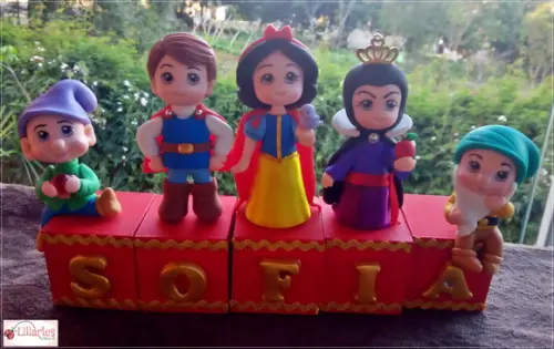 Kit 5 Cubos Decorados e Personalizados Branca de Neve