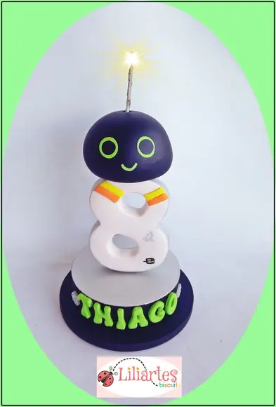 Vela estilizada Robot 7723-personalizada 15cm