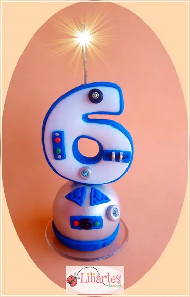 Vela Estilizada Robô 12cm-cópia Proibida