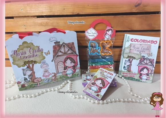 Chapeuzinho Vermelho Kit Colorir com Massinha e Sacola