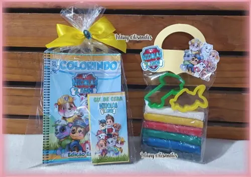 Kit de Colorir Patrulha Canina Aquarela com Massinha