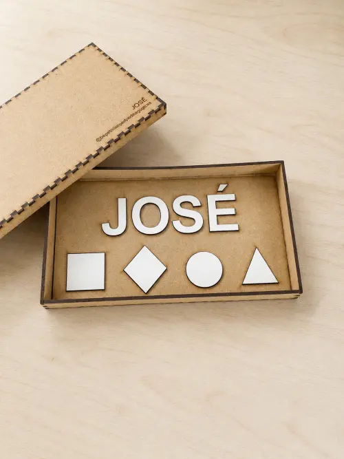 Kit Nome e Formas Geométricas Personalizado - José