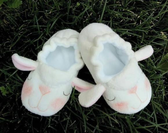 Pantufa Infantil Ovelhinha - Tamanhos RN a 29