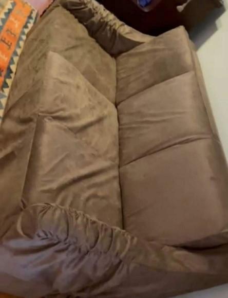 1 Capa Poltrona e Capa Almofada em Suede