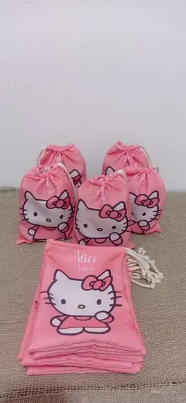 Sacolinha Saquinho Surpresa em Tecido Hello Kitty