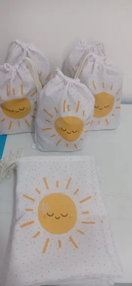 Sacolinha Surpresa Tamanho 20x25 Qualquer Tema