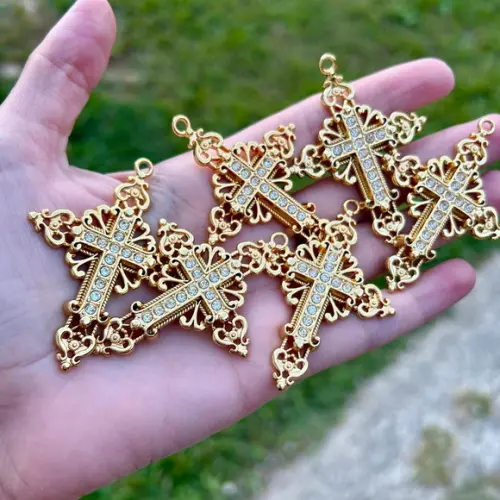 Acessório para Montagem de Terço de Noiva Crucifixo Strass