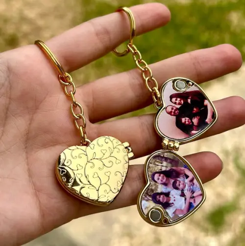 Chaveiro Relicário Coração com 2 Fotos Inclusas