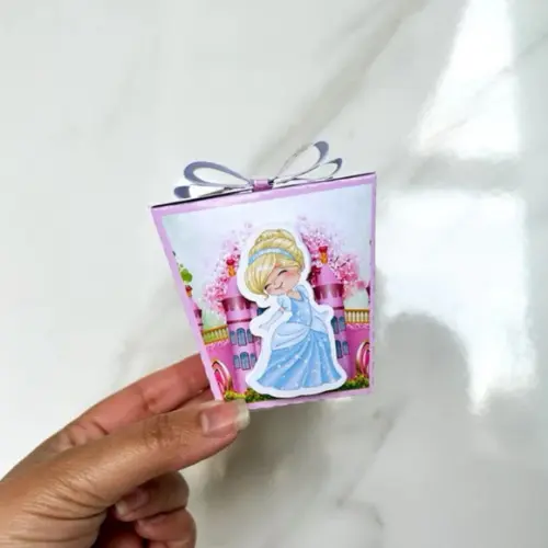 Kit 20 Caixas Lembrancinha Personalizada Princesas Semi Luxo