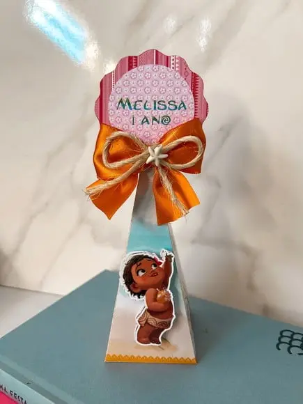 Caixa Luxo Pirâmide 3d Moana Baby