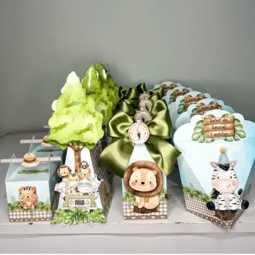 Caixa Pirâmide 3d Safari Baby Aquerela Menino