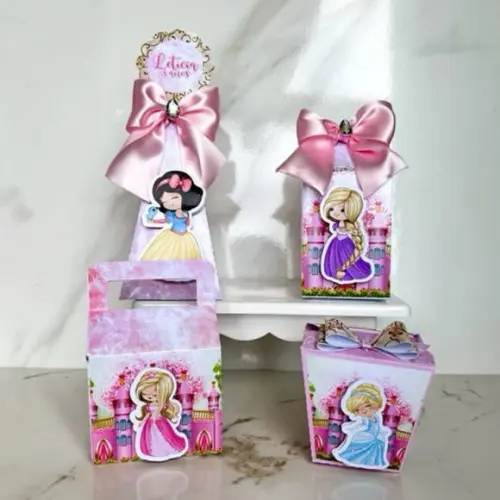 Kit 20 Caixas Lembrancinha Personalizada Princesas Semi Luxo