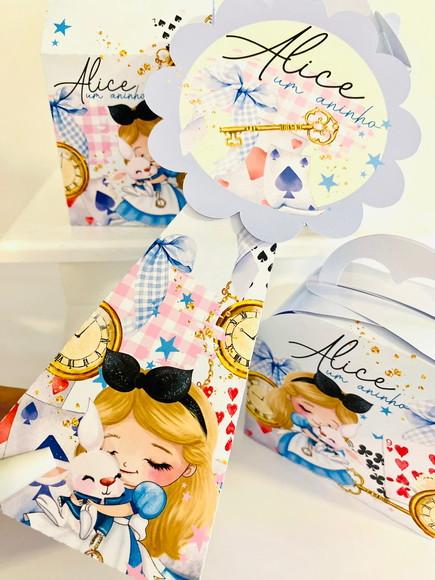 Kit 40 Caixinhas Alice no País das Maravilhas Lembrancinha