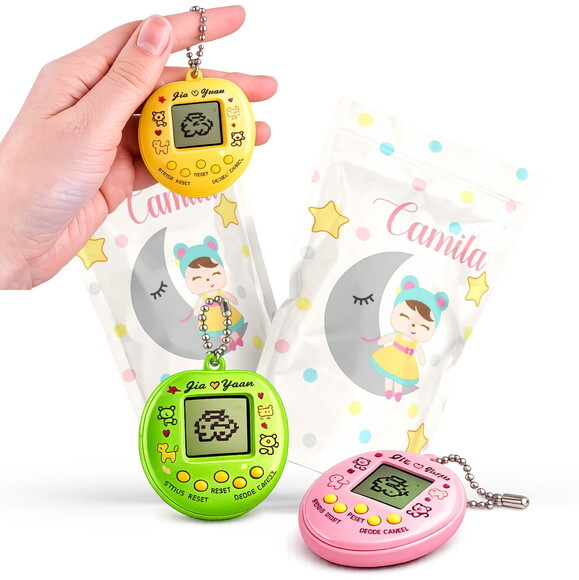Tamagotchi Boneca Metoo |  no Zip Metalizado no Saquinho Personal