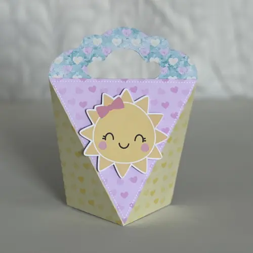 Kit 15 Lembrancinhas Personalizadas Raio de Sol Menina