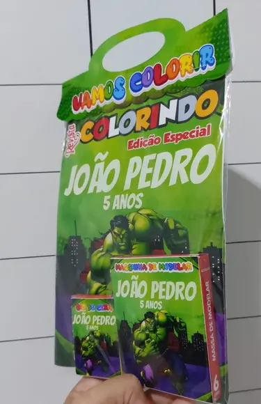 Kit Colorir com Massinha e Sacola Hulk