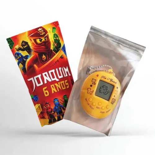 Tamagotchi 365 Sorrisos | Bichinho Virtual no Zip Metalizado