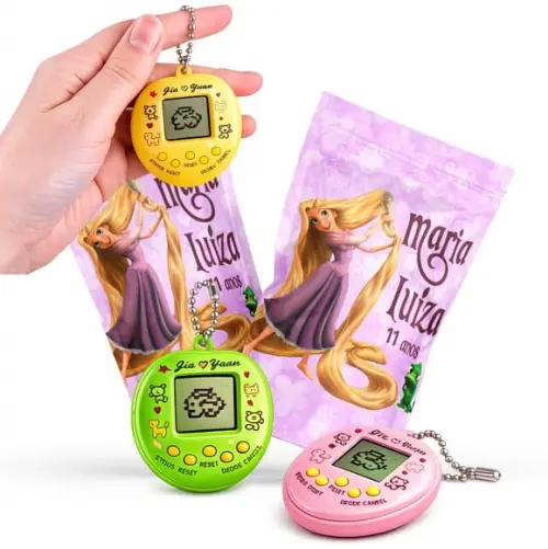 Tamagotchi Rapunzel | Bichinho Virtual no Zip Metalizado